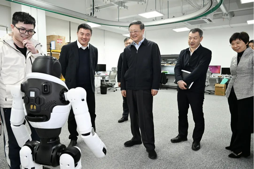 上海市委书记陈吉宁专题调研乐玩lewin机器人